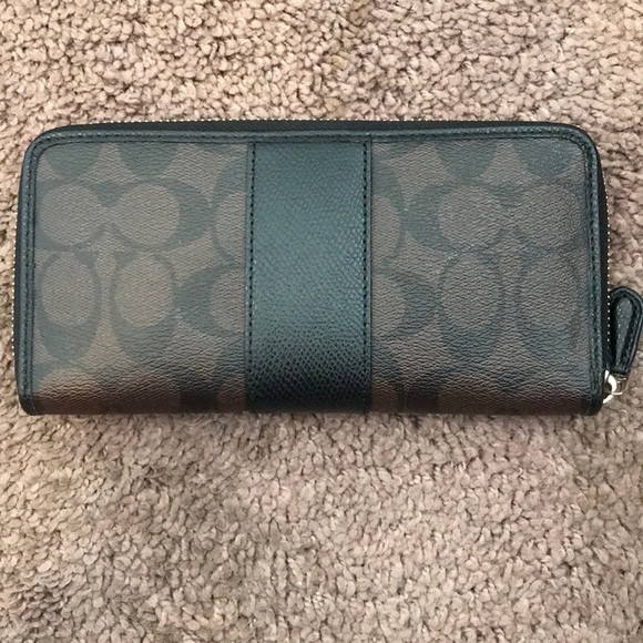 Coach Brown Wallet - New Without Tags - Picture 4 of 6
